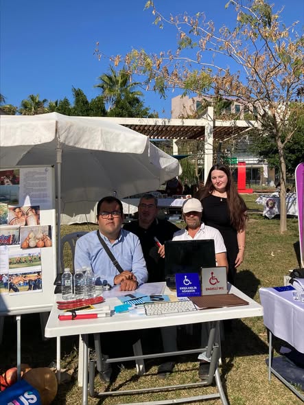 Erişilebilirlikte Yenilikçi Çözümler Derneği, Antalya Millet Bahcesi'de.